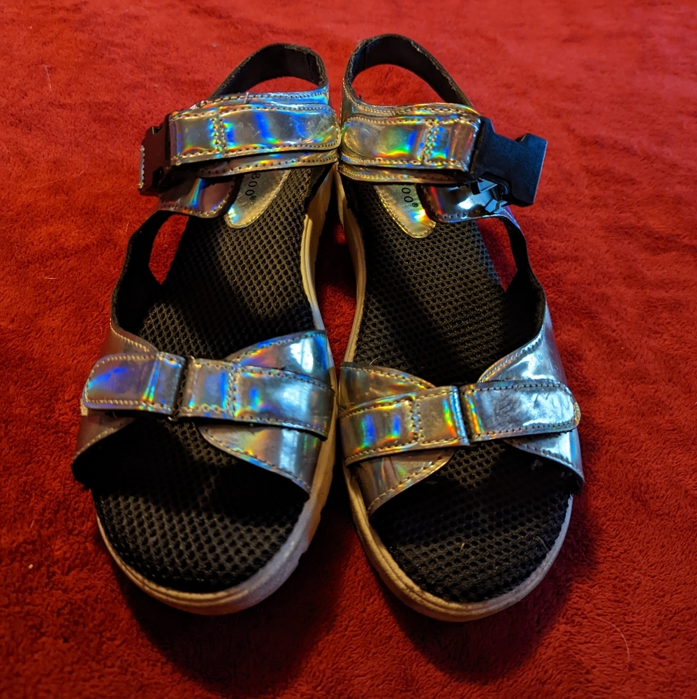 Women's sandals